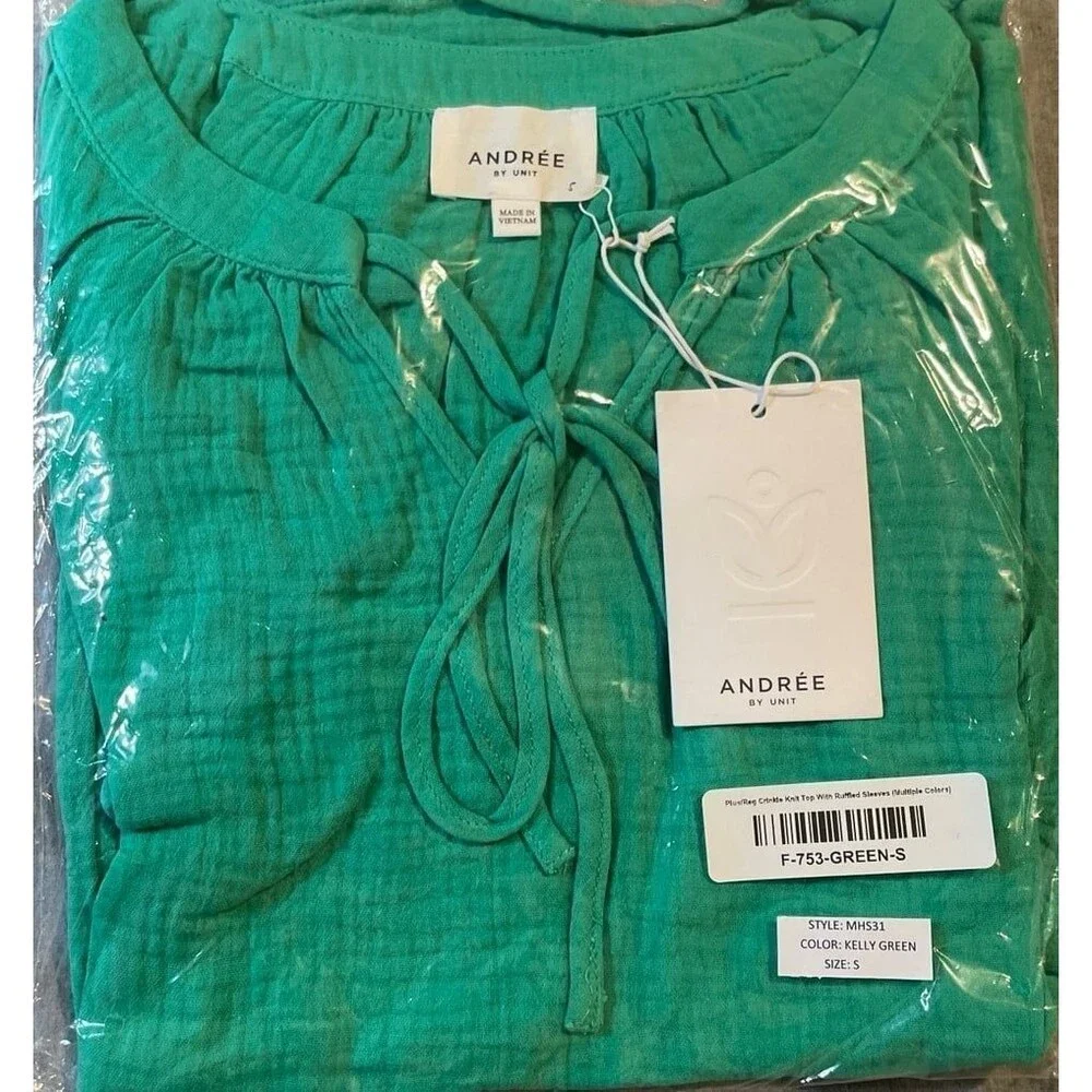 Andree by unit blouse Kelly Green shirt womens size small blouse flutter sleeve